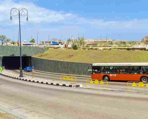 Ministro de Transporte informa sobre actual situación del Túnel de La Bahía de La Habana