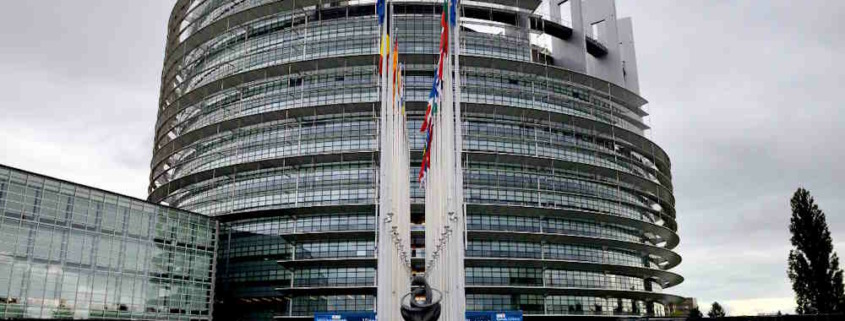 Parlamento Europeo veta entrada de representantes del régimen cubano a su sede