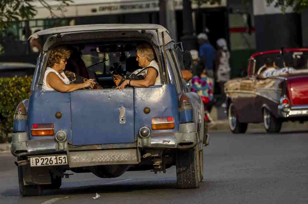 Transporte público en Cuba traslada menos de la mitad de pasajeros que hace cinco años