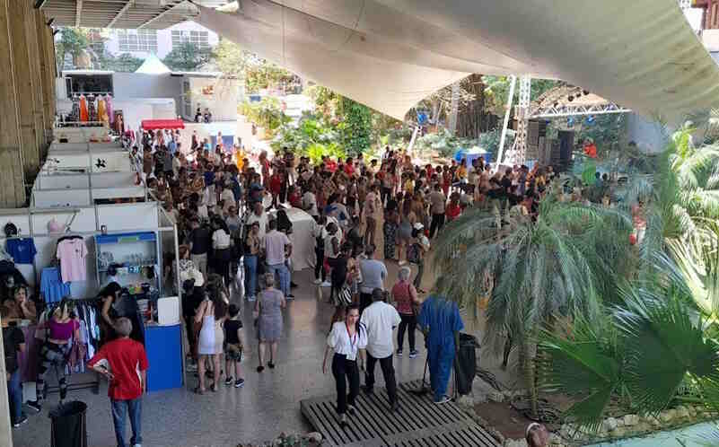  Privat Companys and state institution organize fair in Havana