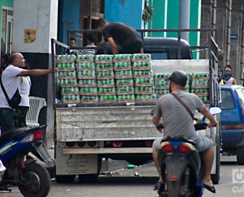 Cuban government raises tariffs for beer imports