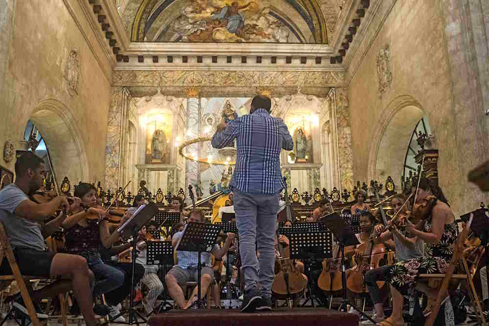 With Brahms, in the Havana Cathedral
